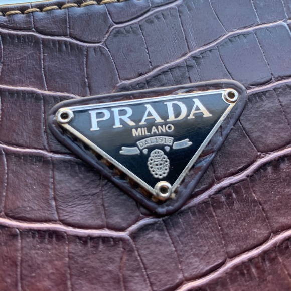 1913 prada